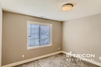 16973 University Ave in Sandy, OR - Building Photo - Building Photo