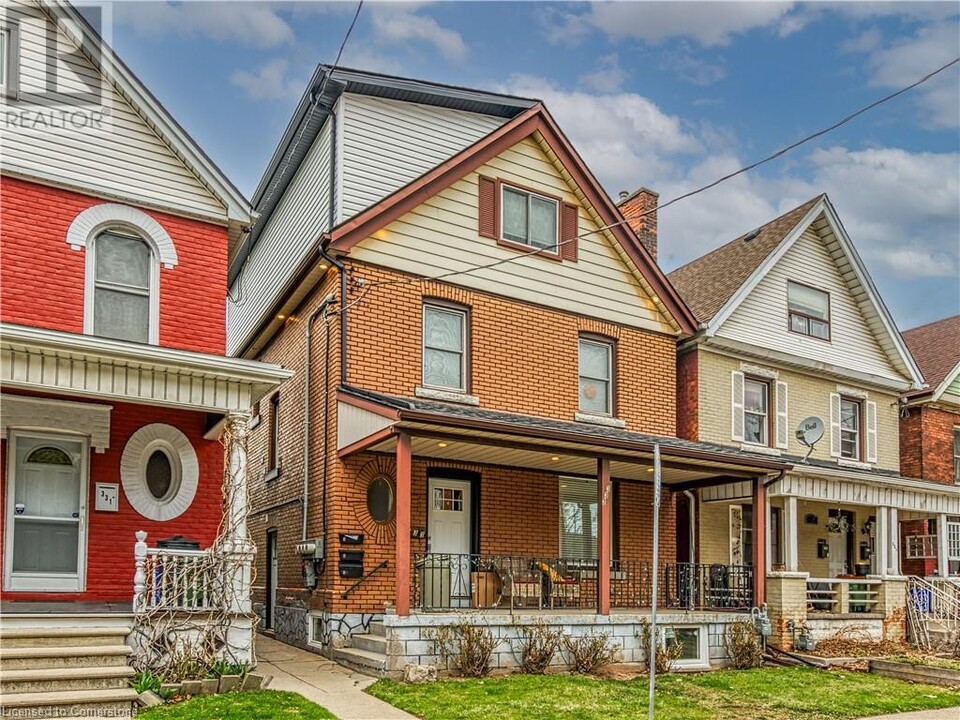 333 Emerald St N in Hamilton, ON - Building Photo