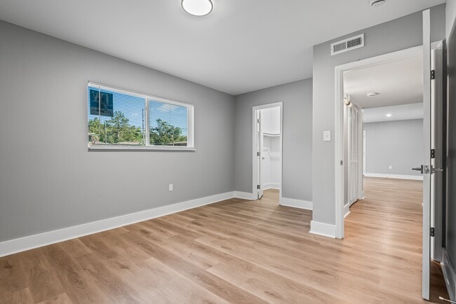 Serenity Place Central in Tallahassee, FL - Building Photo - Building Photo