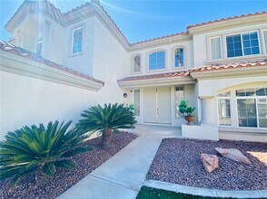 123 Cascade Lake St in Las Vegas, NV - Building Photo - Building Photo
