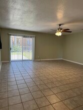 402 W 10th St in Del Rio, TX - Building Photo - Building Photo