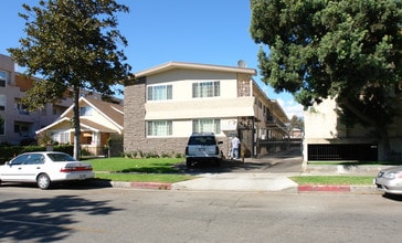 1343 E Harvard St in Glendale, CA - Building Photo - Building Photo