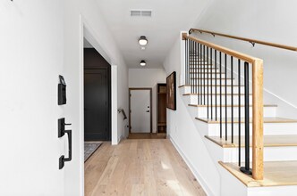 537 E 19th St in Kansas City, MO - Foto de edificio - Building Photo