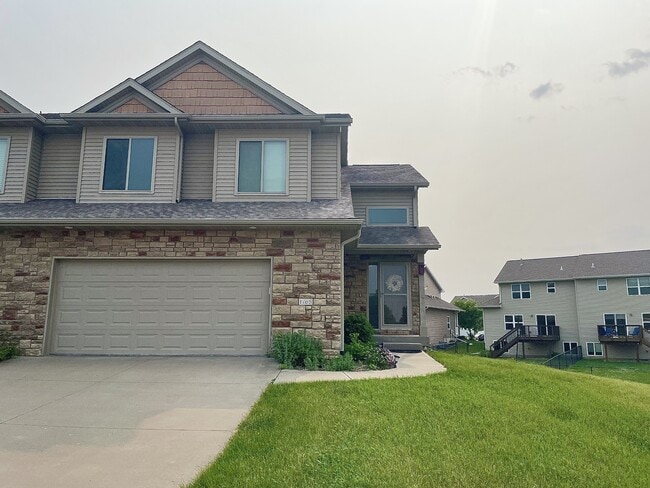 property at 1765 Sara Ct