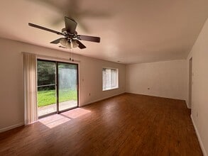 325 Shenandoah Cir in Blacksburg, VA - Building Photo - Building Photo
