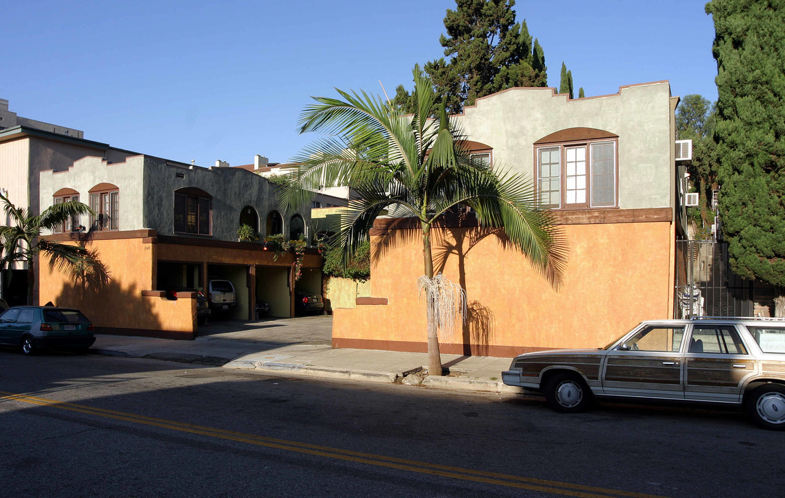 North Argyle in Los Angeles, CA - Foto de edificio