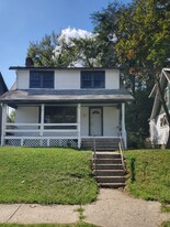 661 S Eureka Ave in Columbus, OH - Building Photo