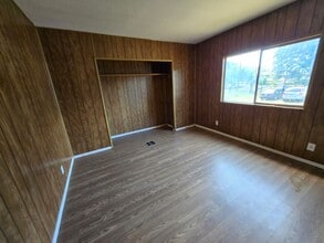 251 Major Dr in Glendale, OR - Building Photo - Building Photo