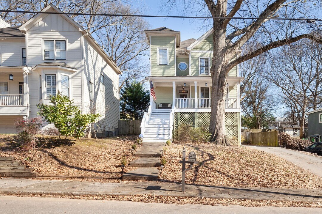 997 Longley Ave NW in Atlanta, GA - Building Photo