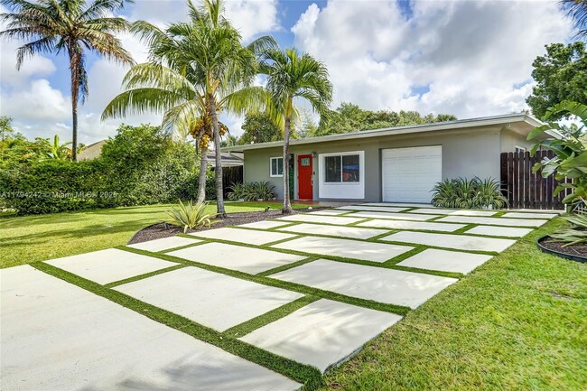 property at 1516 SW 30th Ave