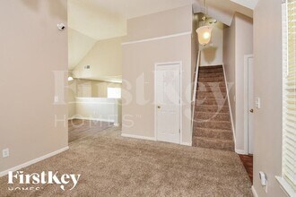 2332 Rambling Way in Lithonia, GA - Foto de edificio - Building Photo