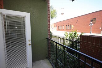 1910 E Palm Ave in Tampa, FL - Building Photo - Building Photo