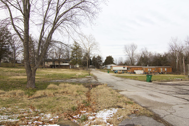 3728 Windfall Pl in Catawissa, MO - Foto de edificio - Building Photo