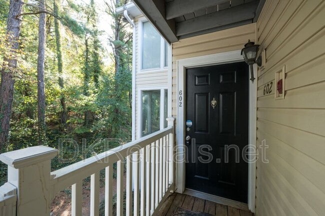 602 Augusta Dr in Marietta, GA - Building Photo - Building Photo