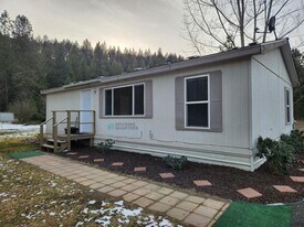 15317 W Charles Rd in Nine Mile Falls, WA - Building Photo