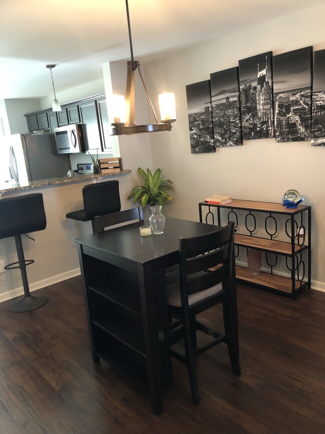 property at 185 Cobblestone Place Dr