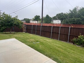 301 Carissa Ct in Mesquite, TX - Building Photo - Building Photo