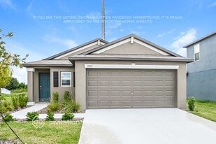 3907 86th St E in Palmetto, FL - Building Photo