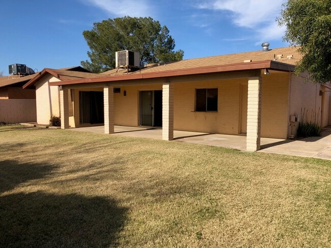 1203 W Cheyenne Dr in Chandler, AZ - Building Photo - Building Photo