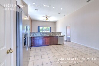 11911 Summer Springs Dr in Riverview, FL - Building Photo - Building Photo