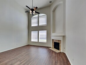 2114 Wembley Way in Rosenberg, TX - Building Photo - Building Photo