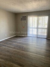 217 Charleston Blvd in Macomb, IL - Building Photo - Building Photo