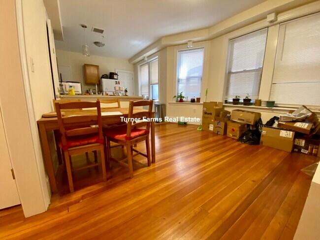 885 Massachusetts Ave, Unit 34