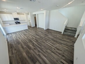 3659 Almada Ln in Henderson, NV - Building Photo - Building Photo
