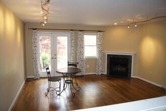 2517 Webster St in Philadelphia, PA - Building Photo - Building Photo