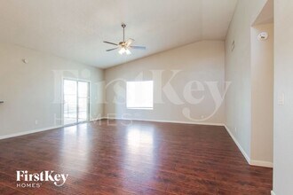 515 E Renee Dr in Phoenix, AZ - Foto de edificio - Building Photo