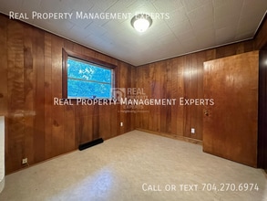 1396 Shinnville Rd in Cleveland, NC - Building Photo - Building Photo