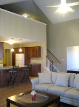 Greenwood Townhomes in Rochester, NY - Building Photo - Building Photo