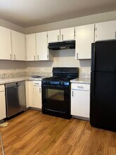 1871 Independence Ct in Gurnee, IL - Building Photo - Building Photo