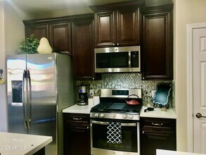 1381 W Armstrong Way in Chandler, AZ - Building Photo - Building Photo