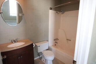 1021 Park Meadow Dr in Beaumont, TX - Building Photo - Building Photo