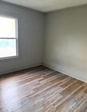 1971 E Cantrell St in Decatur, IL - Building Photo - Building Photo