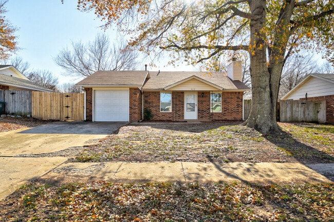 property at 812 Peregrine Dr