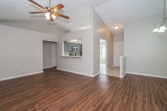 3032 Twin Oak Dr S in Middleburg, FL - Building Photo - Building Photo