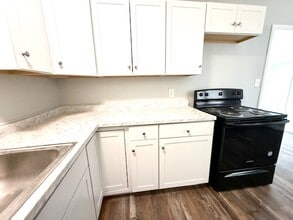 411 Cottonwood St in Ardmore, OK - Building Photo - Building Photo