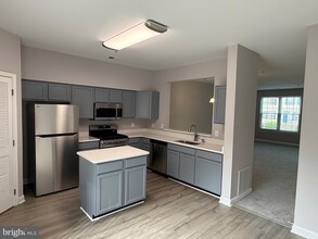 8645 Willow Leaf Ln in Odenton, MD - Building Photo - Building Photo