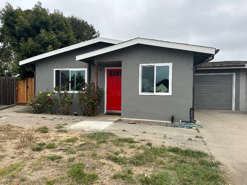 22 Carita Ct in Watsonville, CA - Building Photo
