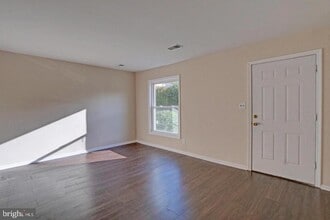 90 Village Dr in Dover, DE - Building Photo - Building Photo