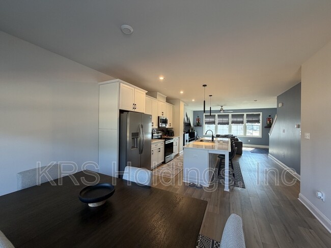 2027 Melbourne St in Newport News, VA - Building Photo - Building Photo