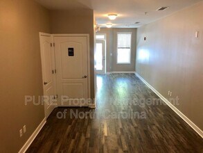 8842 Arbor Creek Dr in Charlotte, NC - Building Photo - Building Photo