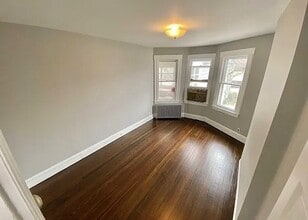 9 Harrison Pl in Clifton, NJ - Foto de edificio - Building Photo