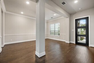 5801 Davenport Divide Rd in Austin, TX - Building Photo - Building Photo