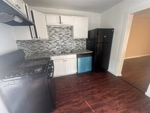 7018 Avenue F in Houston, TX - Foto de edificio - Building Photo