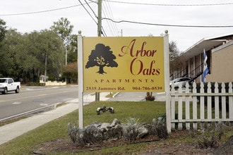 122 West in Jacksonville, FL - Foto de edificio - Building Photo