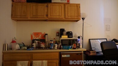 854 Beacon St, Unit 3 in Boston, MA - Foto de edificio - Building Photo