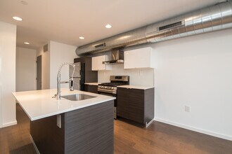 1433 N 7th St, Unit 4 in Philadelphia, PA - Building Photo - Building Photo